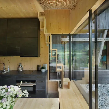 Stadlnest Moser * نيوستيف ام ستوبيتا