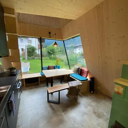 Stadlnest Moser نيوستيف ام ستوبيتا