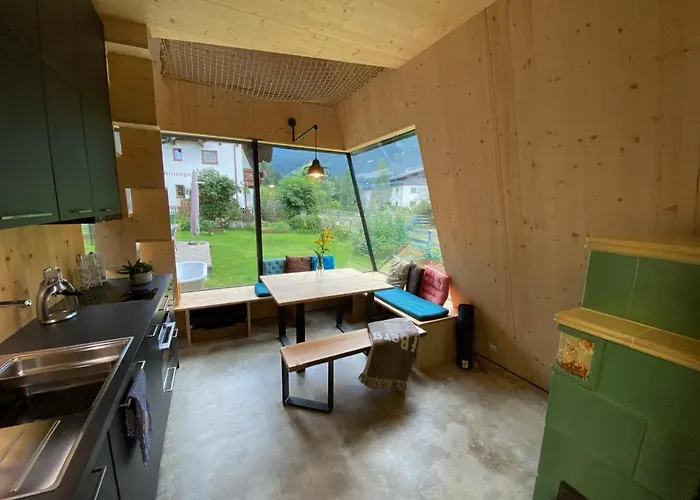 Stadlnest Moser نيوستيف ام ستوبيتا